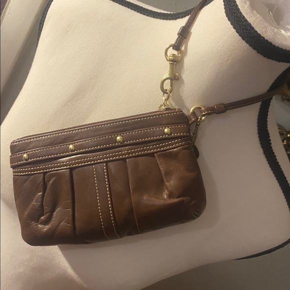 Vtg. Coach Ergo Hampton Studded Belted Leather Hobo Wristlet — Brown - Picture 3 of 11